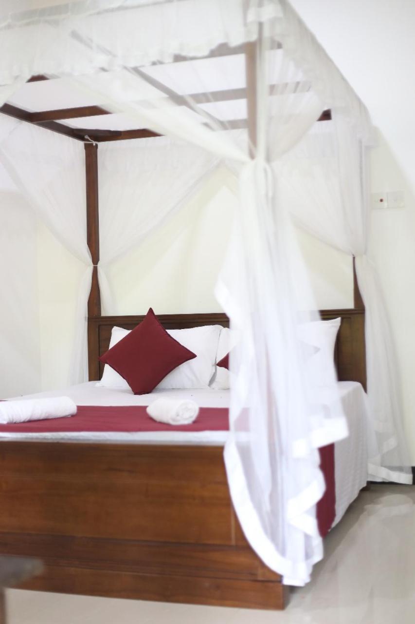 Bakery Family Guest House Mirissa Exterior foto
