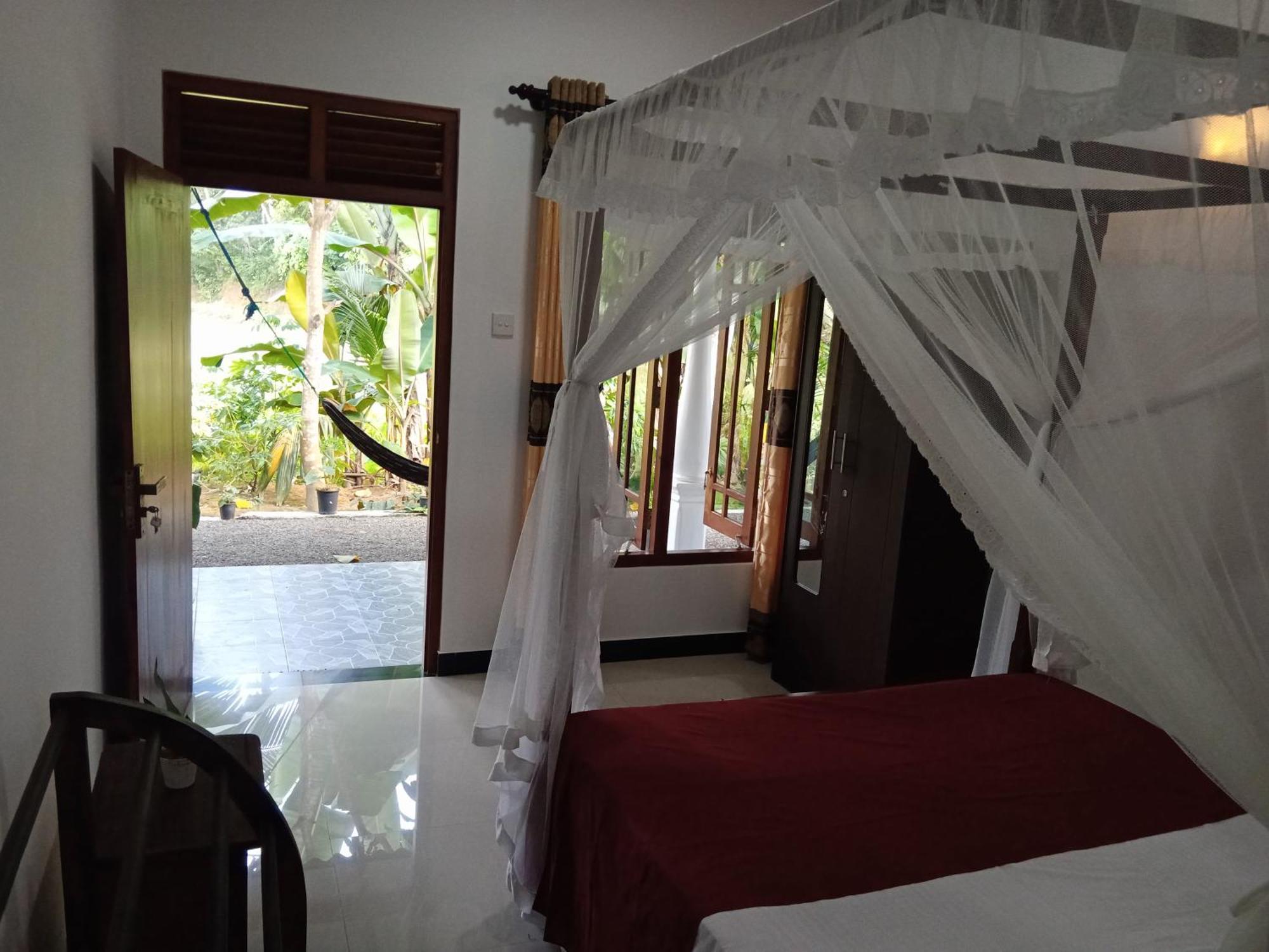 Bakery Family Guest House Mirissa Exterior foto