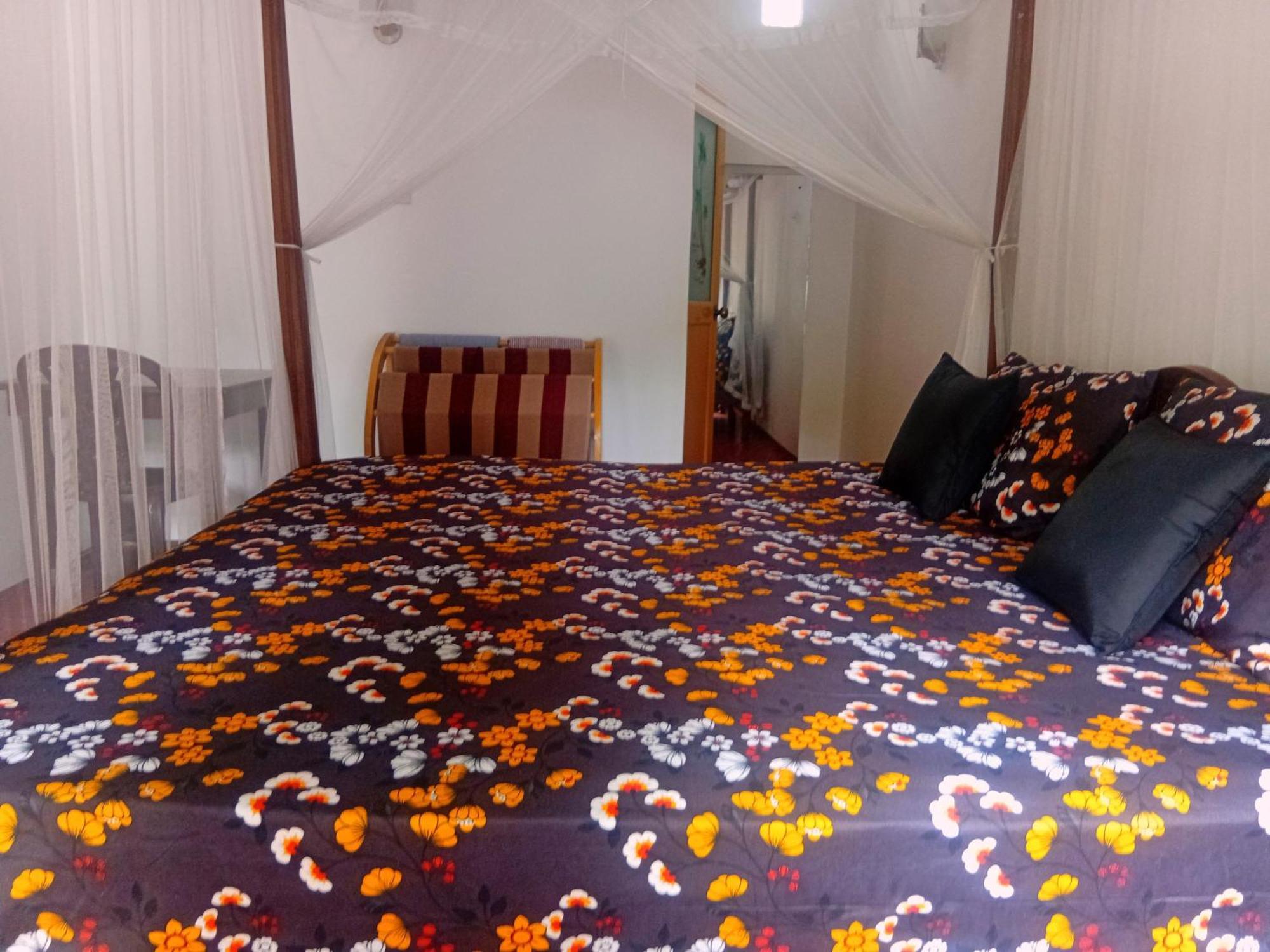 Bakery Family Guest House Mirissa Exterior foto